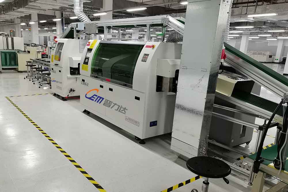 台湾英华达集团采购我司一条插装焊接整线（包含外置喷雾波峰焊焊接机，插件线，接驳台，ICT测试机）