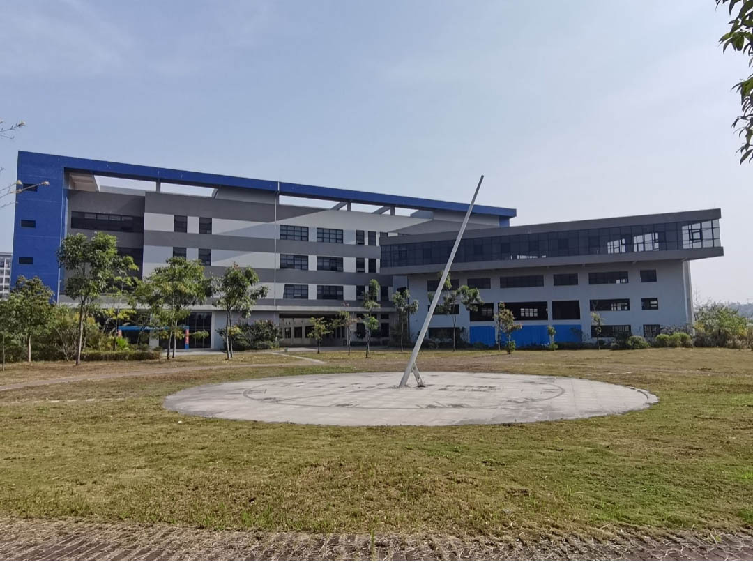 香港晶体旗下大陆子公司研创科技（惠州）采购我司大香蕉大香蕉在线三台八温区香蕉视频下载污，用于晶体振荡器烤胶固化用